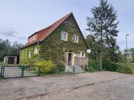 Einfamilienhaus / ehemaliges Praxisgebäude in ruhiger Lage - Viereck