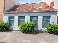Kleines bezauberndes Haus mit Ostseeblick in 24340 Eckernförde - Eckernförde