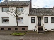 "Wohn(t)räume im Doppelpack: Zwei Häuser zum Preis von einem in Heusweiler Holz!" - Heusweiler