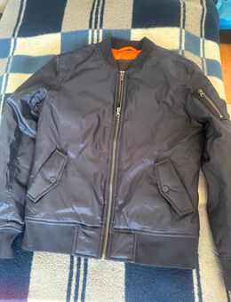 Original Urban Classic Gr. M so gut wie neu - Frankfurt (Main) Praunheim