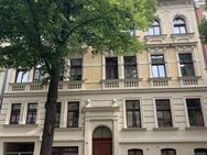 schöne 2 Zimmer Etagenwohnung mit Balkon am Melanchthonplatz - Halle (Saale)