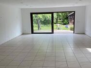 Gepflegtes EFH in Uttenreuth mit großem Garten, Keller & neuer Wärmepumpe - Uttenreuth