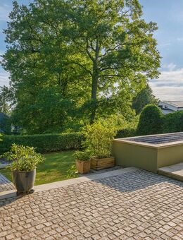 Villa mit Elbblick in Blankenese (frei lieferbar) - Hamburg