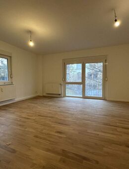 Fast fertig!! Traumwohnung mit 2 Balkone im Stuttgarter Westen + EBK - Stuttgart
