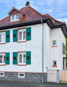Ein Haus, viele Möglichkeiten - 2-FH mit Potenzial in zentraler und ruhiger Reinheimer Wohnlage - Reinheim