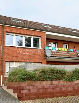 Lichtdurchflutetes Wohnhaus mit bis zu 3 Einheiten, 2 EBK, Terrasse, Balkon, Garten und Garage - Morsbach