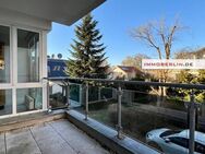 IMMOBERLIN.DE - Komfortable Wohnung mit 2 Sonnenbalkons & Gartenblick in beschaulicher Lage - Berlin