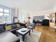 Für Altbauliebhaber: Sanierte 4-Zimmer Altbauwohnung + zusätzliche 90 m² Dachgeschoss - Krefeld