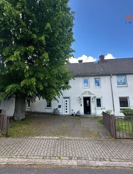 Zweietagiges Wohn- und Gemeinschaftshaus mit großem Garten, Doppelgarage in Gersfeld - Dalherda - Gersfeld (Rhön)
