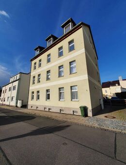 Helle 2-Raum-Wohnung mit Stellplatz direkt am Park in Meuselwitz - Meuselwitz