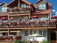 Fränkische Schweiz : Mehrfamilienhaus mit Potential in ruhiger Lage. - Egloffstein