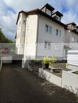 3,5-Zi.- Maissonettewohnung mit Einzelgarage und Doppelparker - Durmersheim