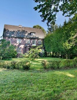 Freistehende Stadtvilla mit Gästehaus im Grünen. - Hamburg