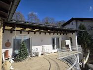 Exklusive Lage in Alfeld: Einfamilien- oder Mehrfamilienhaus mit Panoramablick - Alfeld (Leine)