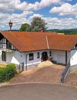 Wunderschönes Landhaus mit Weitblick in Toplage von Flieden - Flieden