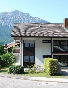 Möblierte Einzimmer-Wohnung mit West-Balkon zu verkaufen - Bad Reichenhall