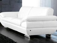 CALIA ITALIA 3-Sitzer Glamour, italienisches Designsofa mit sensationellem Sitzkomfort, für entspannende Momente, toller Designfuß