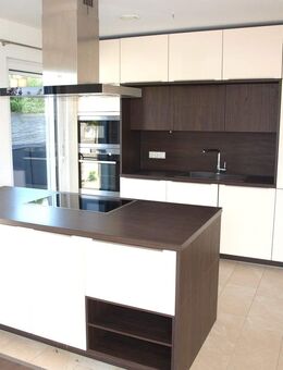 Modernes Einfamilienhaus mit großem Grundstück! - Vilsheim