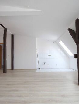 Bezugsfreie 2-Zimmer-Dachgeschosswohnung im beliebten Jahnschulviertel - Wittenberge