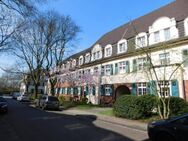 Gemütliche und renovierte 2-Zimmerwohnung mit Balkon - Duisburg