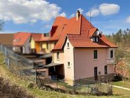 Doppelhaushälfte mit Potenzial und Ausblick - Albstadt