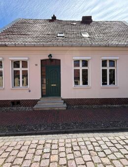 Neuer Preis! Historisches Stadthaus mit viel Platz, Potenzial und großem Grundstück - Dömitz