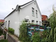 Harsweg! Renovierungsbedürftiges Einfamilienhaus mit 2 vermieteten Wohneinheiten in ruhiger, zentraler Lage! - Emden
