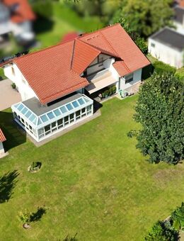 SEHR GEPFLEGTES, GROßZÜGIGES 1-2 FAMILIENHAUS MIT TRAUMHAFTEM GRUNDSTÜCK IM HERZEN VON DEURINGEN - Stadtbergen
