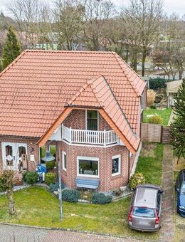 Vermietetes Einfamilienhaus mit Garage, Carport, überdachter Terrasse und großem Gartenhaus! - Niederlangen