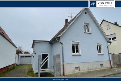 Kleines Haus mit großem Grundstück!