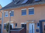 Schönes und modernes Reihenmittelhaus in München-Feldmoching (171,5 m² Wohn-/Nutzfläche) - München