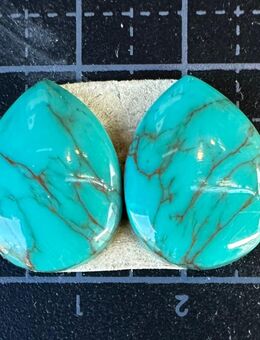 2 Türkis Cabochons In Tropfenform als Paar geschliffen 18x14 mm - Köln