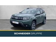 Dacia Duster, Journey TCe 150, Jahr 2024 - Hof