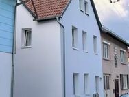 Haus mit 3 Wohnungen (ca. 165 m² Wohnfläche) in zentraler Lage von VS-Schwenningen - Villingen-Schwenningen