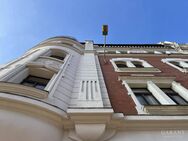 Beliebte Lage & beste Anbindung, voll vermietetes Wohn-/ Geschäftshaus mit Balkonen + 3 Stellplätzen - Leipzig