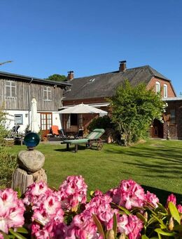 Landhaus an der Ostsee mit parkähnlichem Garten und Blick auf die Geltinger Bucht! - Niesgrau