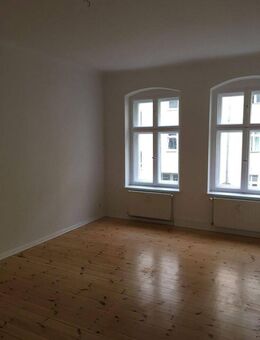 ++Attraktive Kapitalanlage++ Großzügige & ruhige 3-Zi.-Wohnung mit Einbauküche im Samariterkiez - Berlin