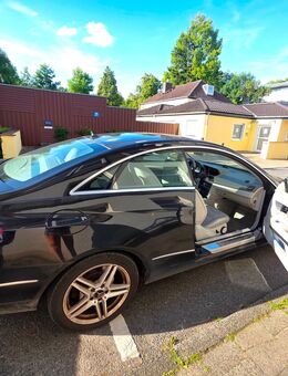 Mercedes E250 - Celle