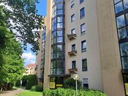 Attraktive 3-Zimmer-Wohnung mit Loggia, zentral gelegen in Augsburg - Augsburg