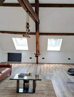 Historischer Charakter und moderne Technik vereint - Luxus-Landhaus mit Poolparadies - Willich