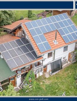 Wohnhaus in ruhiger Lage mit toller Aussicht und PV-Anlage - Arrach