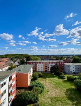 3 Zimmer U-Bahn Aufzug Süd-Balkon Erstbezug nach Renovierung Fernblick Einbauküche - Nürnberg