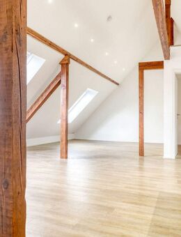 Sofort frei! DG-Wohnung im Zentrum von Gaggenau! - Gaggenau