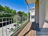 sanierte, voll ausgestattete 2 Raum Wohnung mit Balkon, Fußbodenheizung und Carport in Glauchau - Glauchau