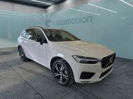 Volvo XC60, R Design, Jahr 2021 - München