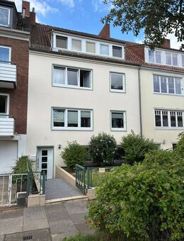 1a Lage… Bremen-Schwachhausen schmuckes MFH / 3 Wohneinheiten + Keller, idyllischer Garten in Südwestlage - Bremen