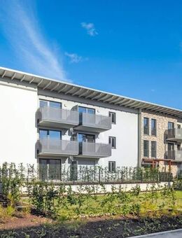 Bei VIVAWEST die Sonnenstrahlen auf dem eigenen Balkon genießen. - Bochum