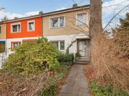 Praktisches Reihenendhaus mit Garten und Garage im Herzen von Hermsdorf - Berlin