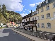 Einfamilienhaus mit Ladenlokal in der Fußgängerzone - Neuerburg