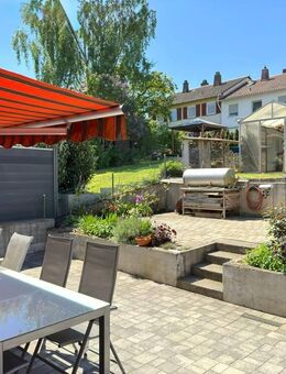 Vollständig saniertes Familienglück mit Garten-Oase in Feldrandnähe! - Marbach (Neckar)